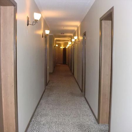 Hotel Cristal Palace Tbilissi Extérieur photo